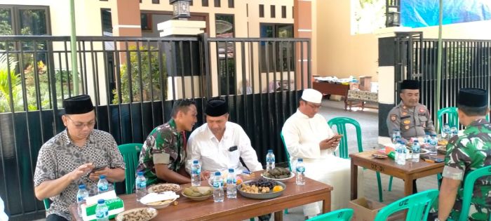 Rayakan Maulud Nabi Muhammad saw bersama Kyai Bojonegoro Jawa Timur  02